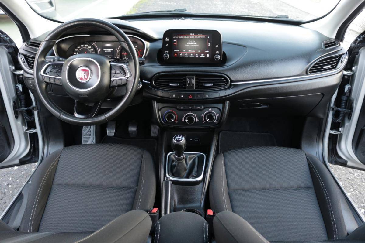 fiat-tipo-station-wagon-2021-diesel-1300cc