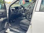 toyota-hilux-2023-diesel-2400cc