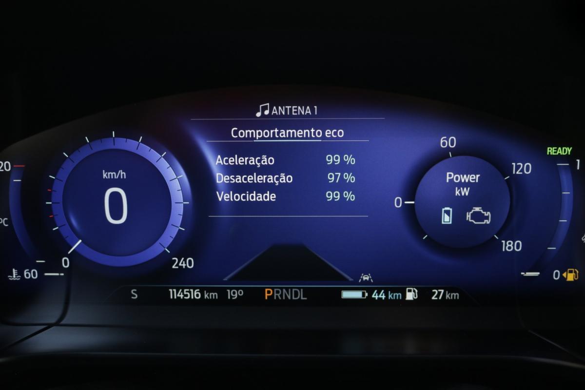 ford-kuga-2021-hibrido-2488cc