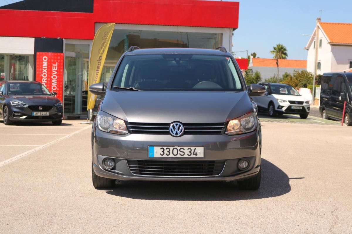 volkswagen-touran-2014-diesel-1600cc