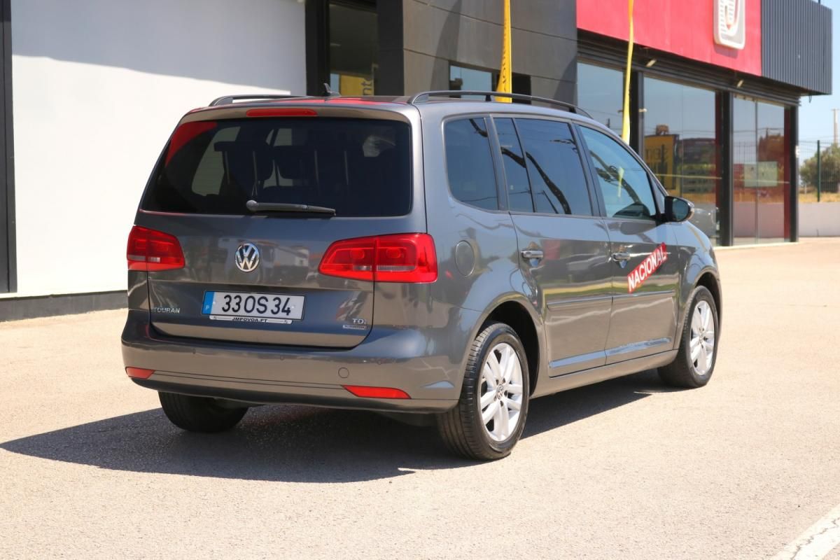 volkswagen-touran-2014-diesel-1600cc