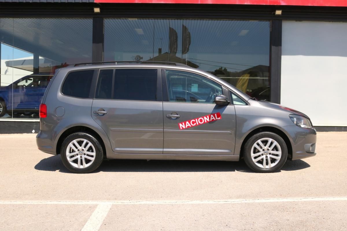 volkswagen-touran-2014-diesel-1600cc