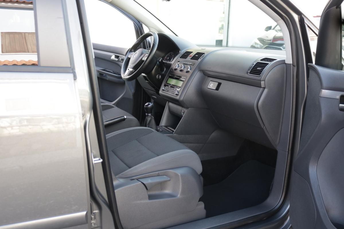 volkswagen-touran-2014-diesel-1600cc