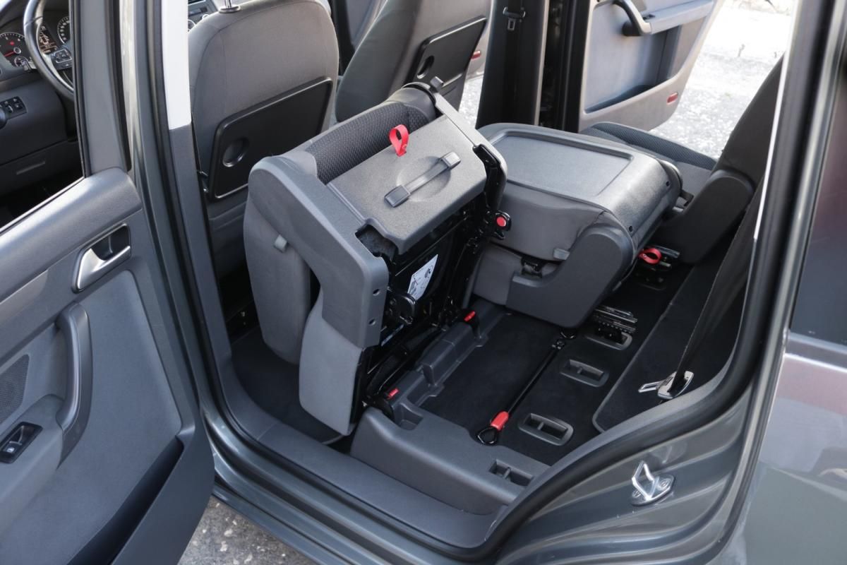 volkswagen-touran-2014-diesel-1600cc