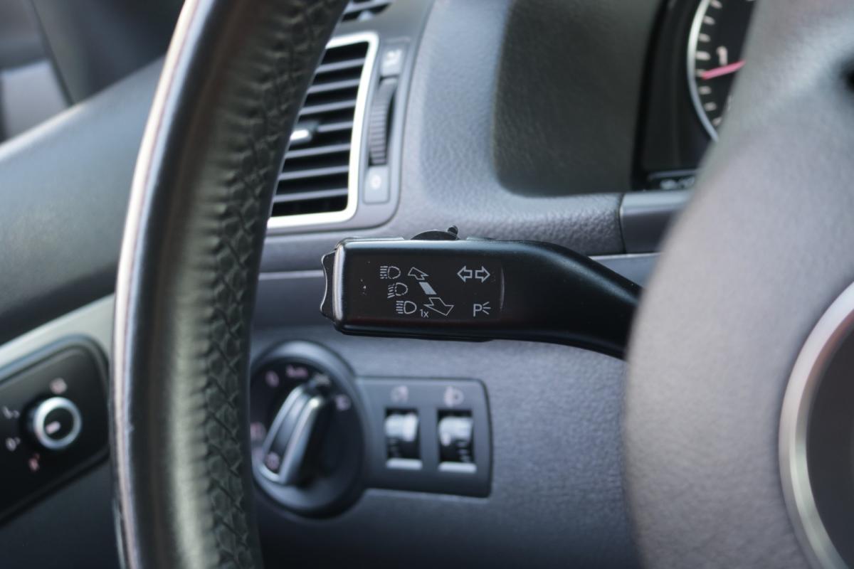 volkswagen-touran-2014-diesel-1600cc