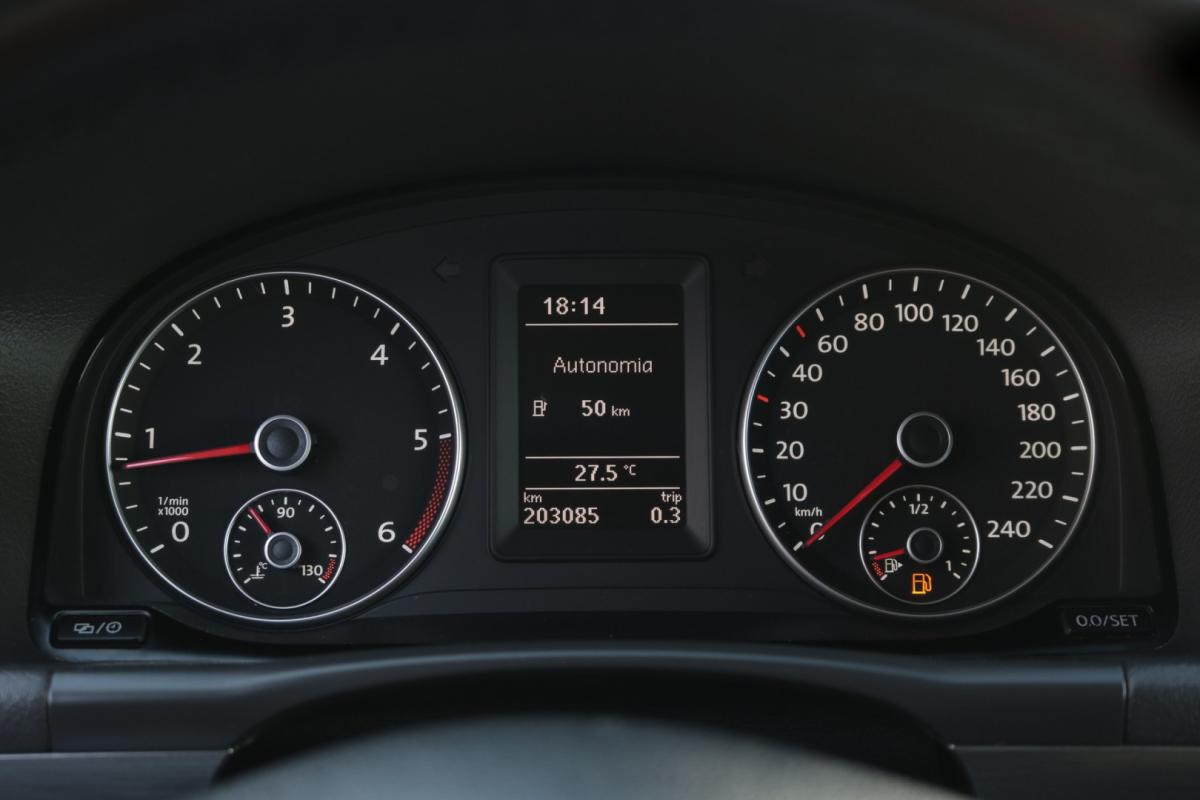 volkswagen-touran-2014-diesel-1600cc