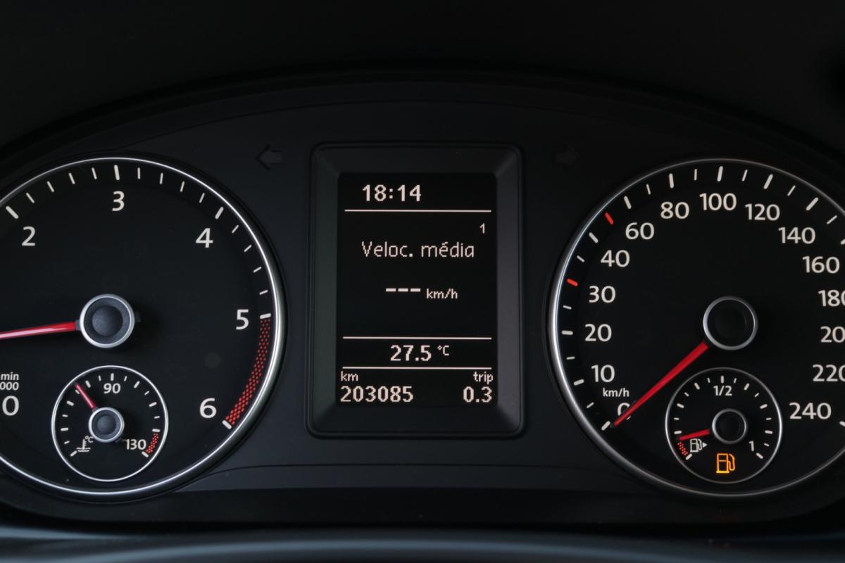 volkswagen-touran-2014-diesel-1600cc