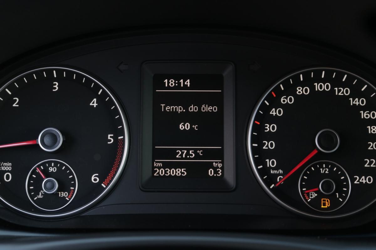 volkswagen-touran-2014-diesel-1600cc