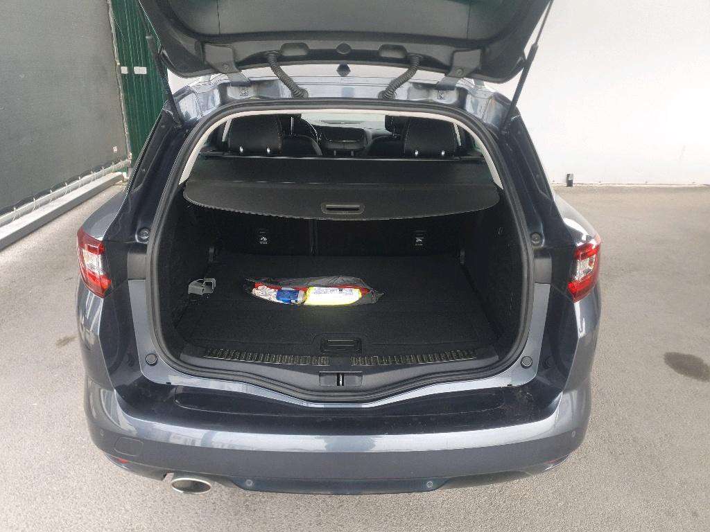 renault-megane-sport-tourer-2020-diesel-1500cc