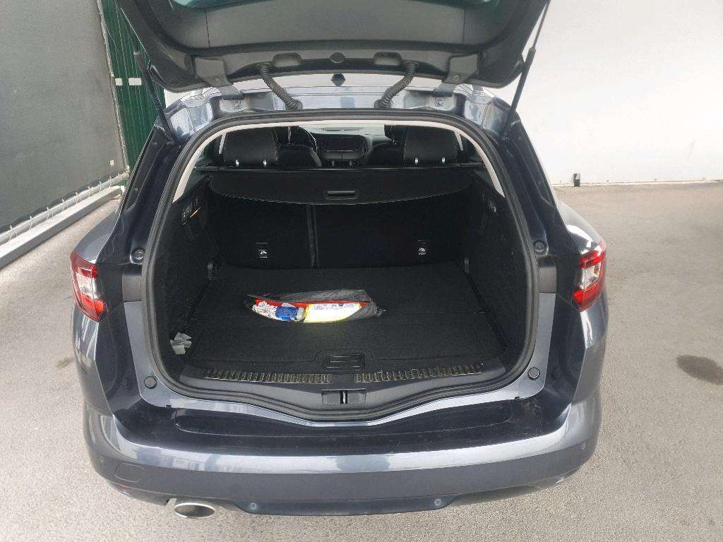 renault-megane-sport-tourer-2020-diesel-1500cc