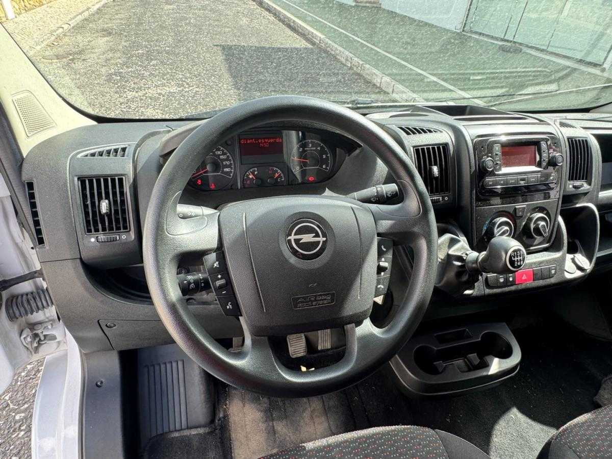 opel-movano-2023-diesel-2200cc