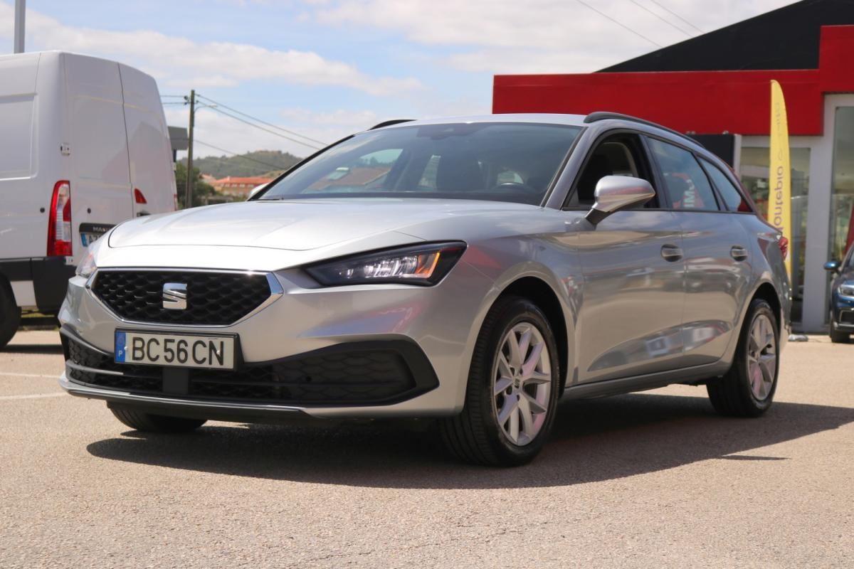 seat-leon-st-2023-diesel-2000cc