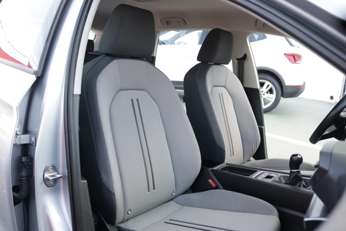 seat-leon-st-2023-diesel-2000cc