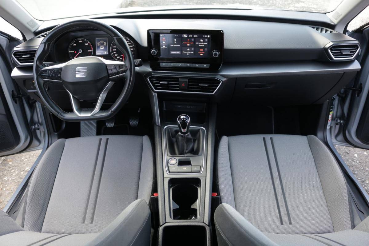 seat-leon-st-2023-diesel-2000cc