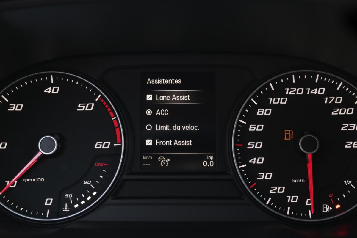 seat-leon-st-2023-diesel-2000cc