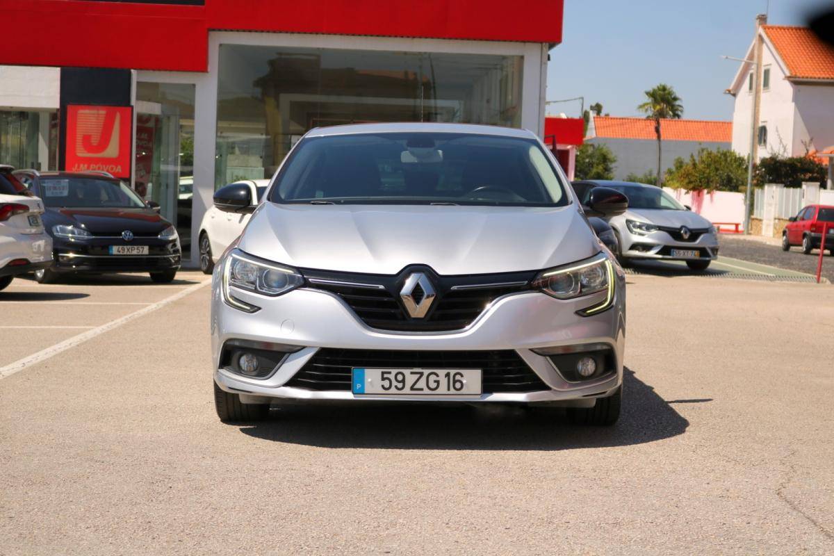 renault-megane-2019-diesel-1500cc