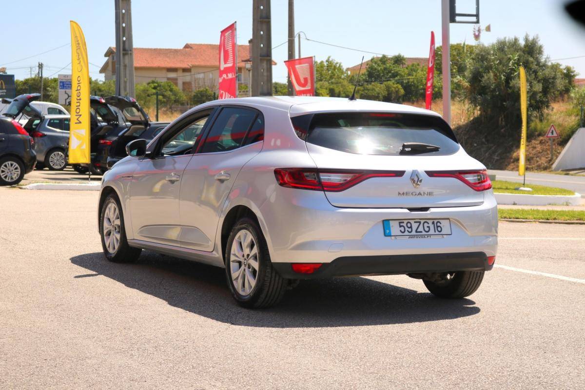 renault-megane-2019-diesel-1500cc