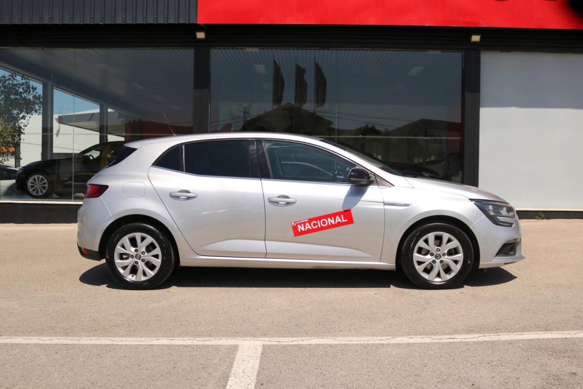 renault-megane-2019-diesel-1500cc