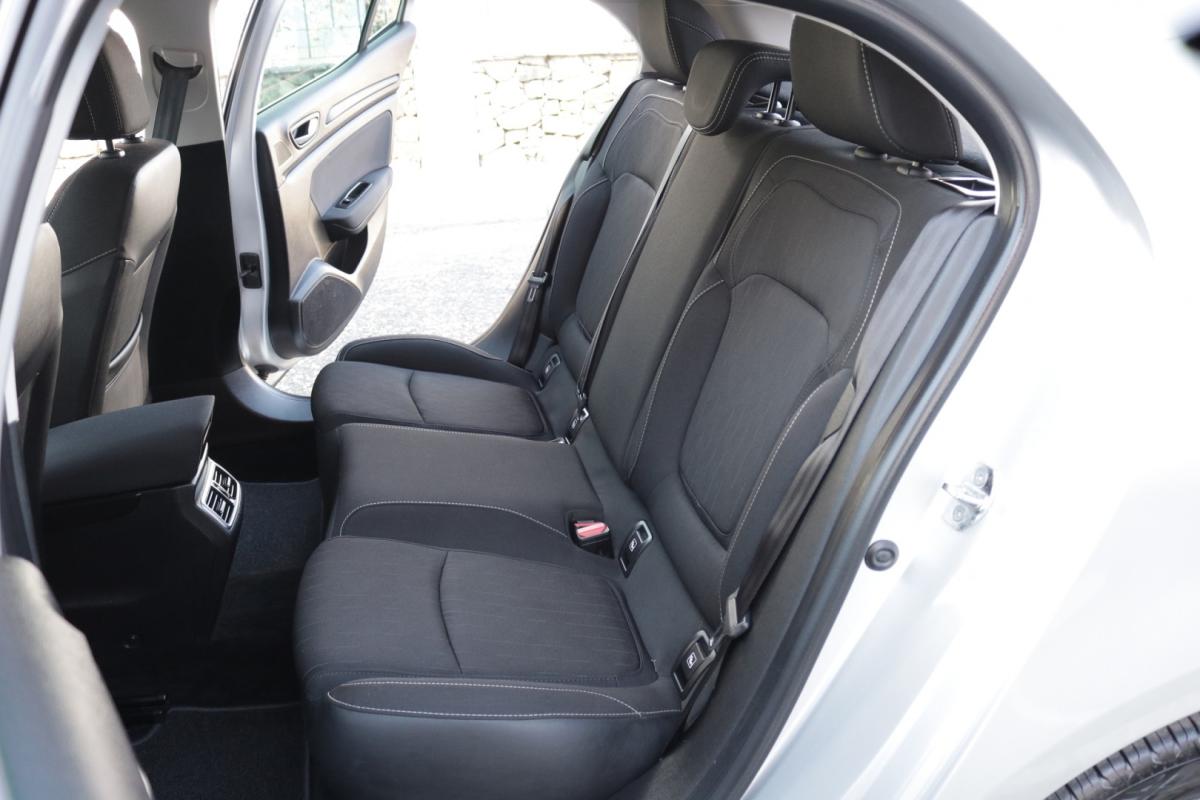 renault-megane-2019-diesel-1500cc