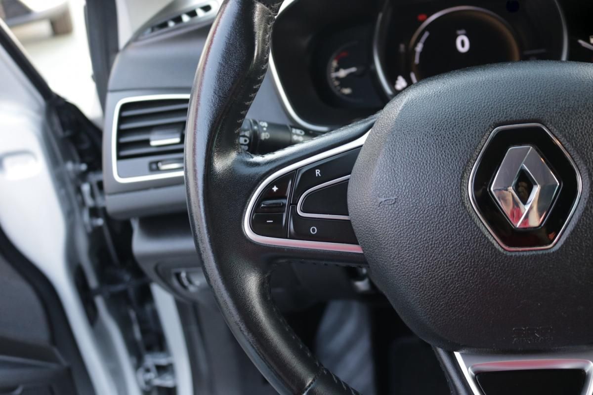 renault-megane-2019-diesel-1500cc