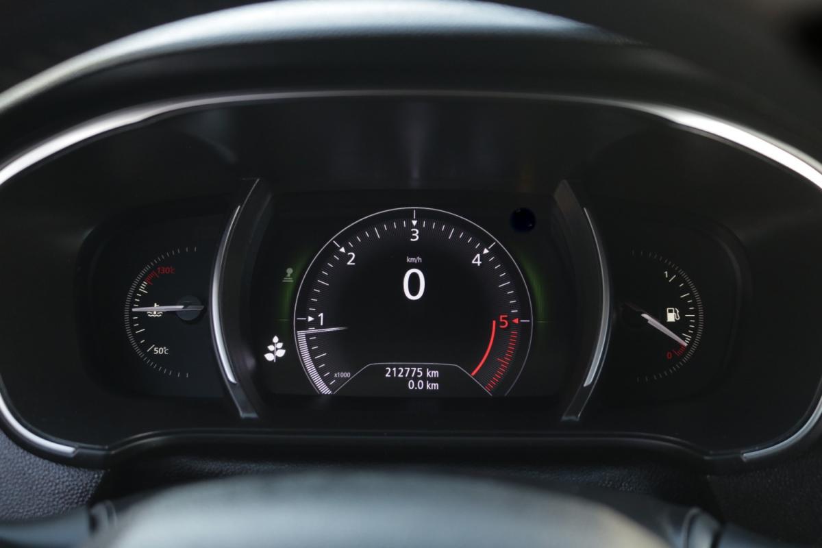 renault-megane-2019-diesel-1500cc