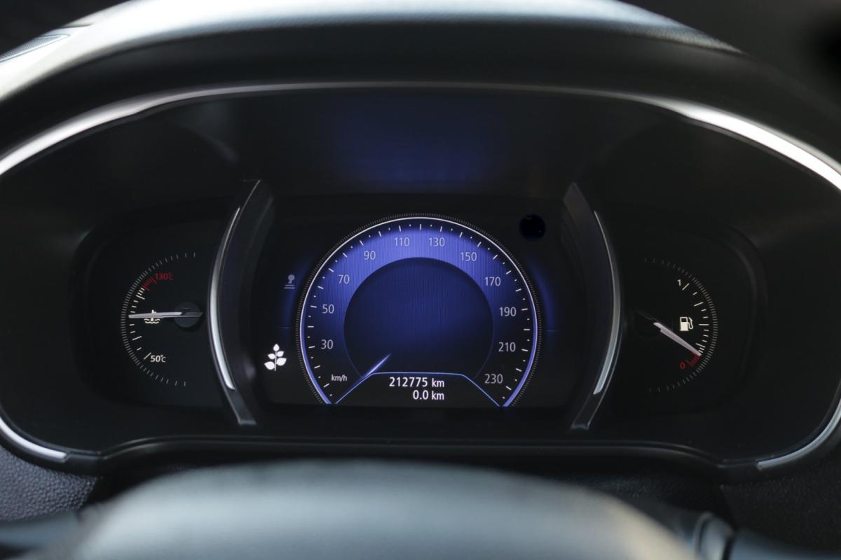renault-megane-2019-diesel-1500cc