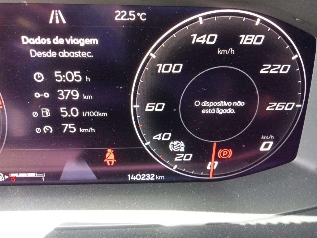 seat-leon-2022-diesel-2000cc