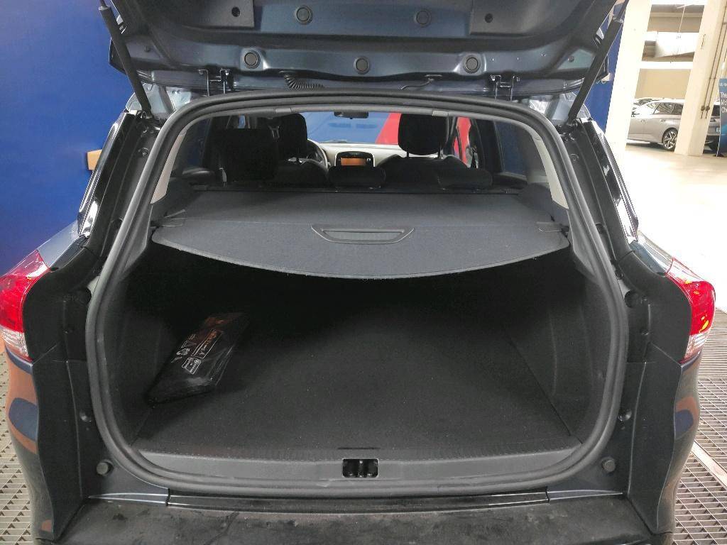 renault-clio-sport-tourer-2019-diesel-1500cc