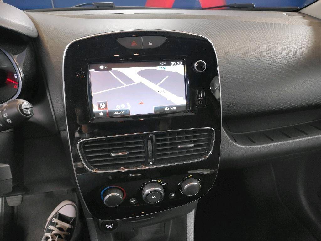 renault-clio-sport-tourer-2019-diesel-1500cc