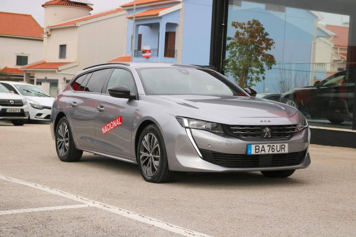peugeot-508-sw-2023-hibrido-1600cc