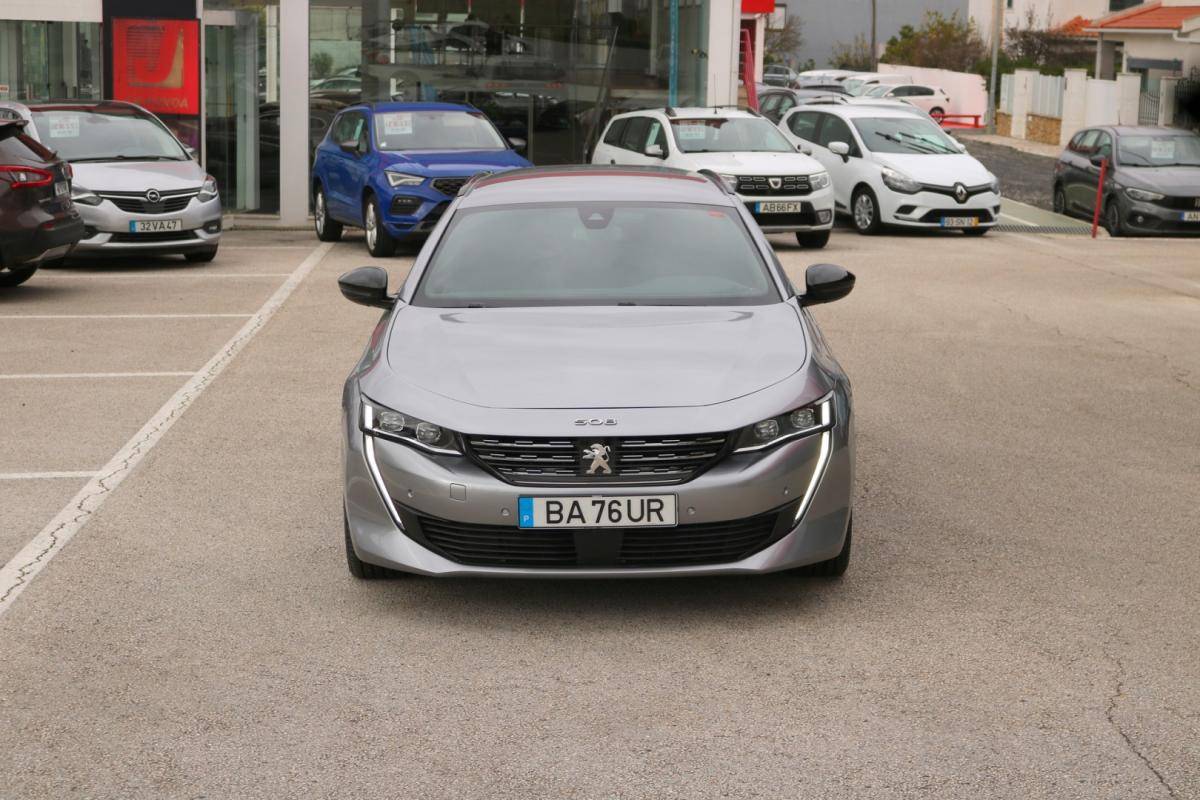 peugeot-508-sw-2023-hibrido-1600cc
