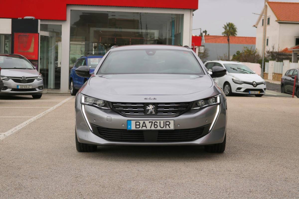 peugeot-508-sw-2023-hibrido-1600cc