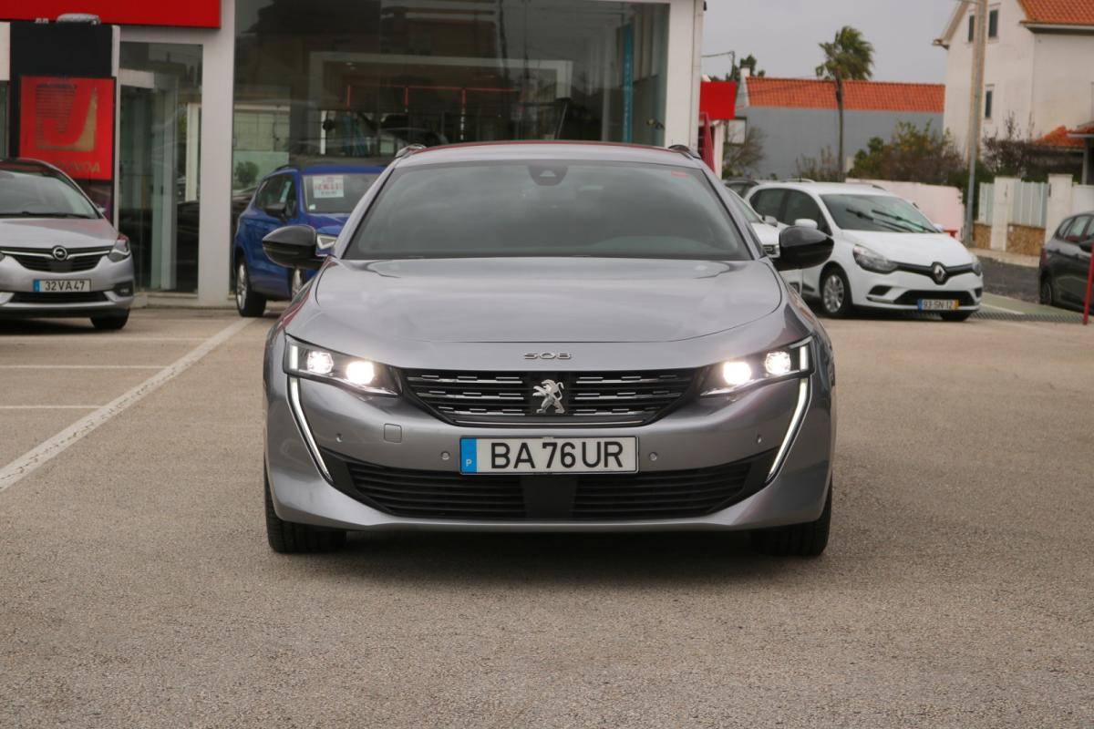 peugeot-508-sw-2023-hibrido-1600cc