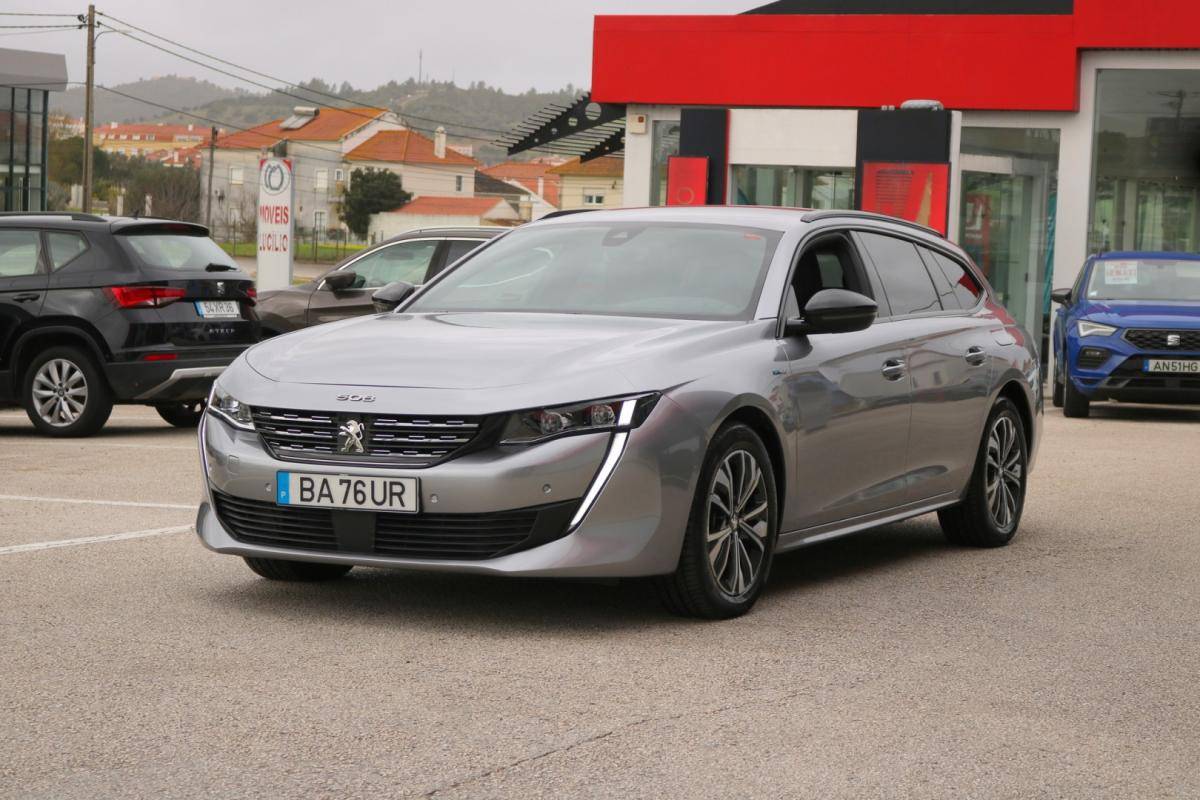 peugeot-508-sw-2023-hibrido-1600cc
