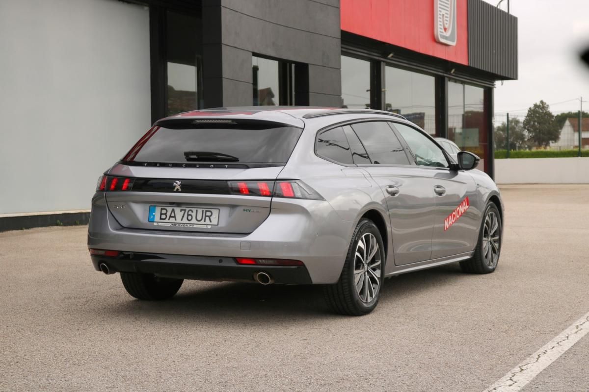 peugeot-508-sw-2023-hibrido-1600cc