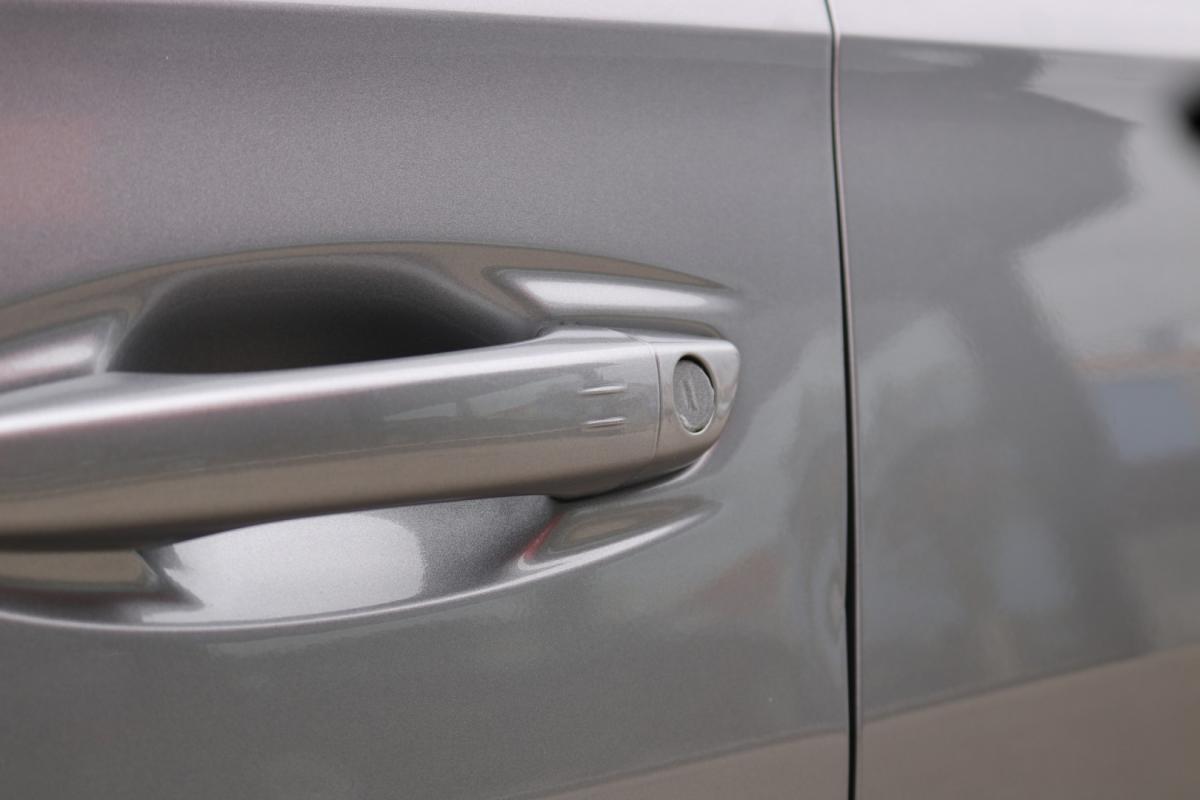 peugeot-508-sw-2023-hibrido-1600cc