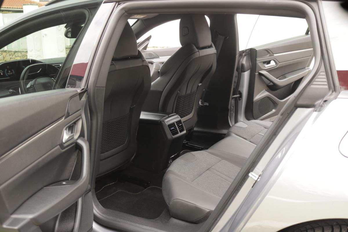 peugeot-508-sw-2023-hibrido-1600cc