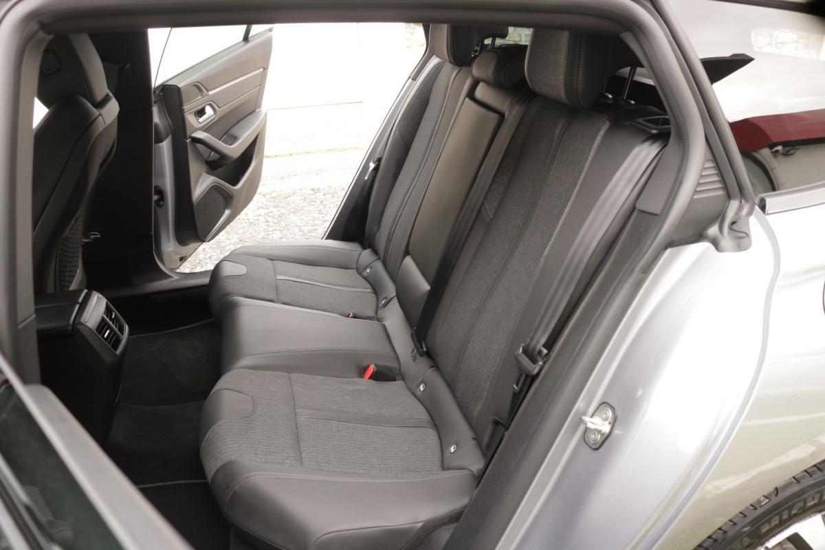 peugeot-508-sw-2023-hibrido-1600cc