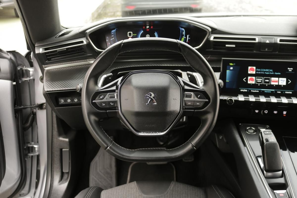 peugeot-508-sw-2023-hibrido-1600cc