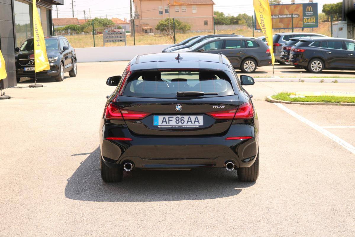 bmw-serie-1-2021-diesel-2000cc