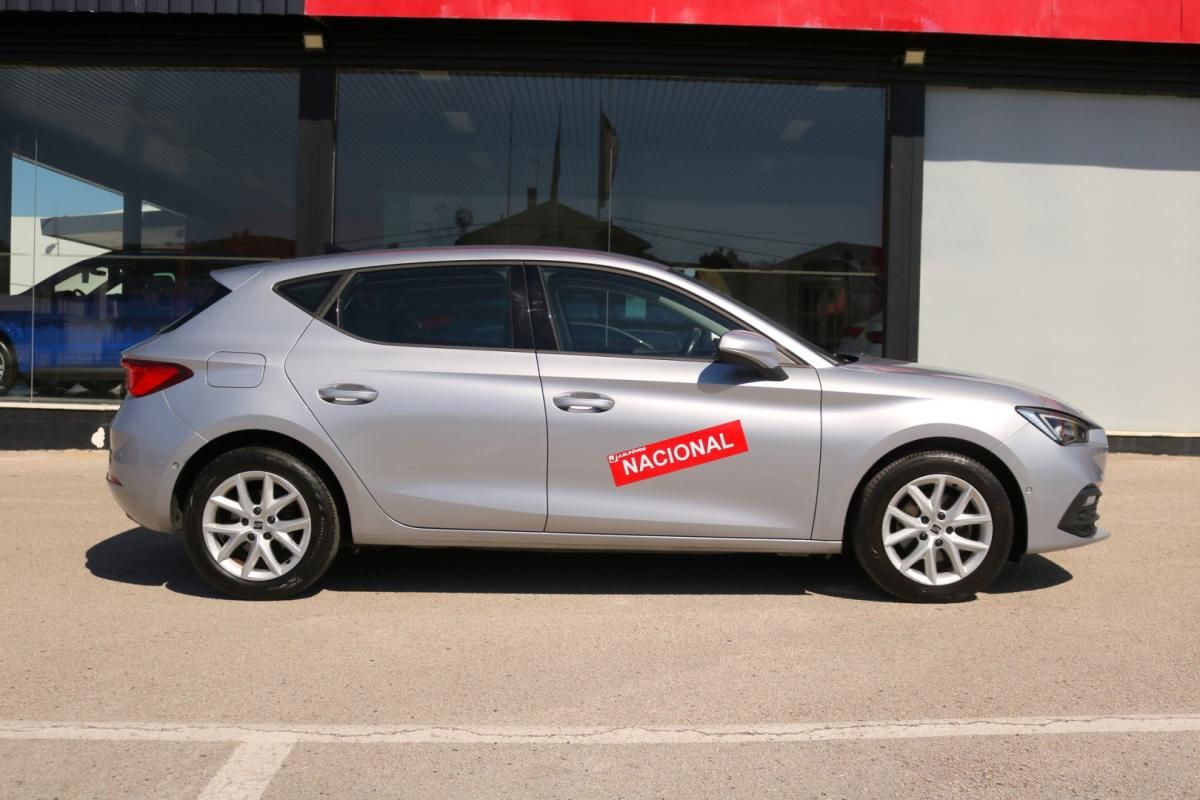 seat-leon-2022-diesel-2000cc