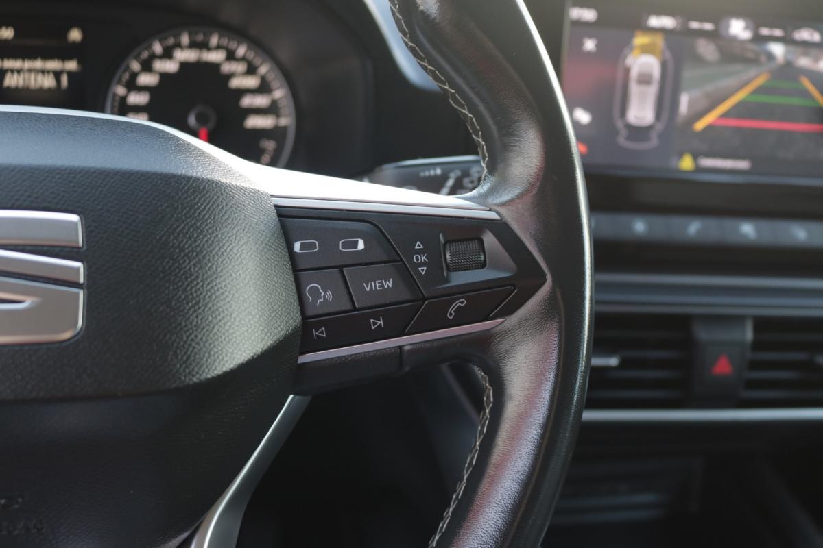 seat-leon-2022-diesel-2000cc