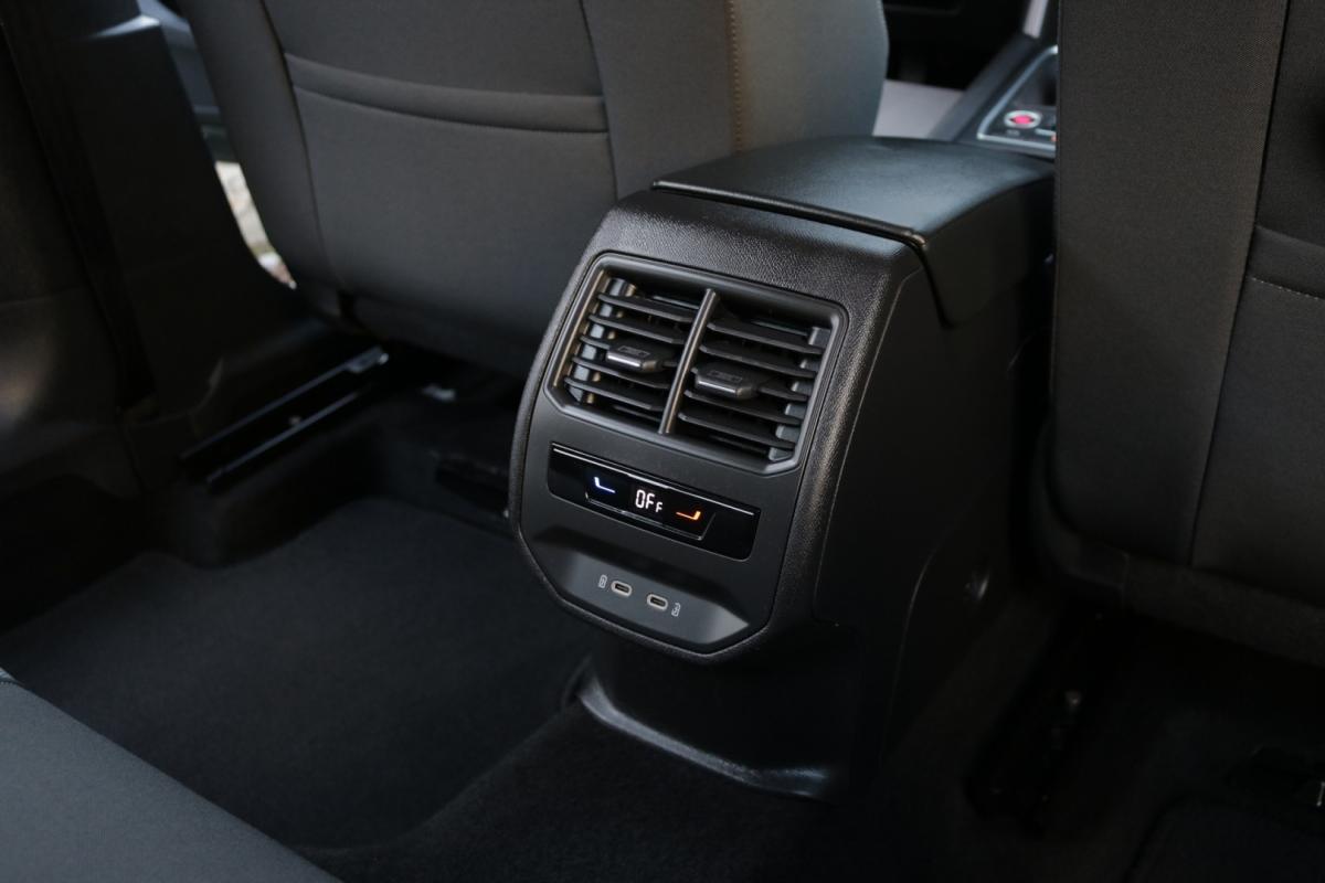 seat-leon-2-0-tdi-2022-diesel-1968cc