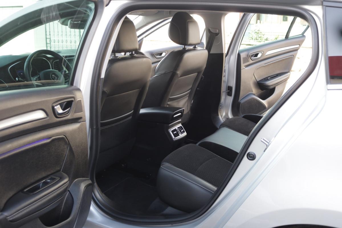 renault-megane-sport-tourer-2019-diesel-1500cc