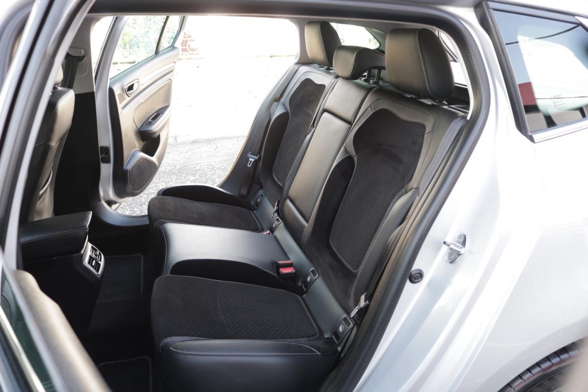 renault-megane-sport-tourer-2019-diesel-1500cc