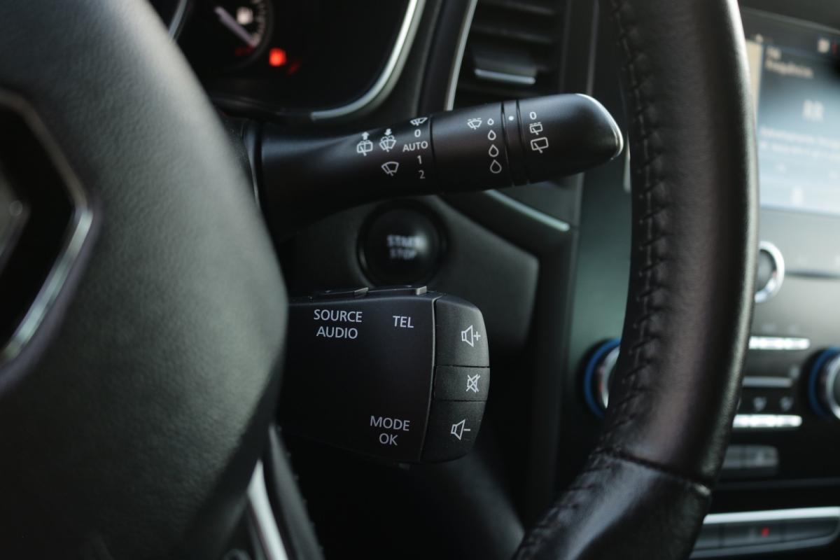 renault-megane-sport-tourer-2019-diesel-1500cc