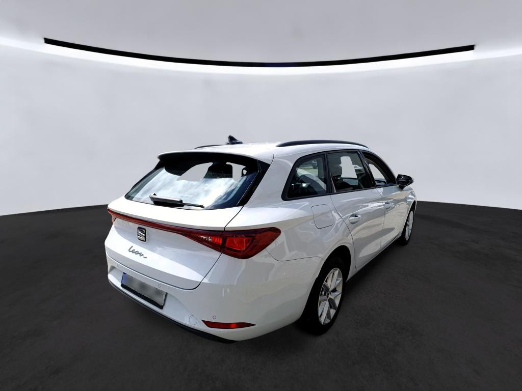 seat-leon-st-2023-diesel-2000cc