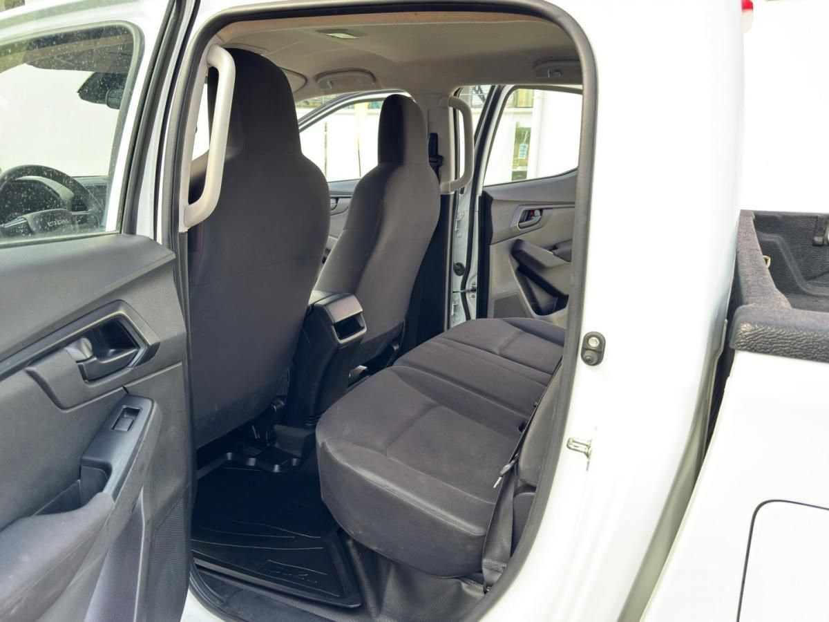 isuzu-d-max-2023-diesel-1900cc