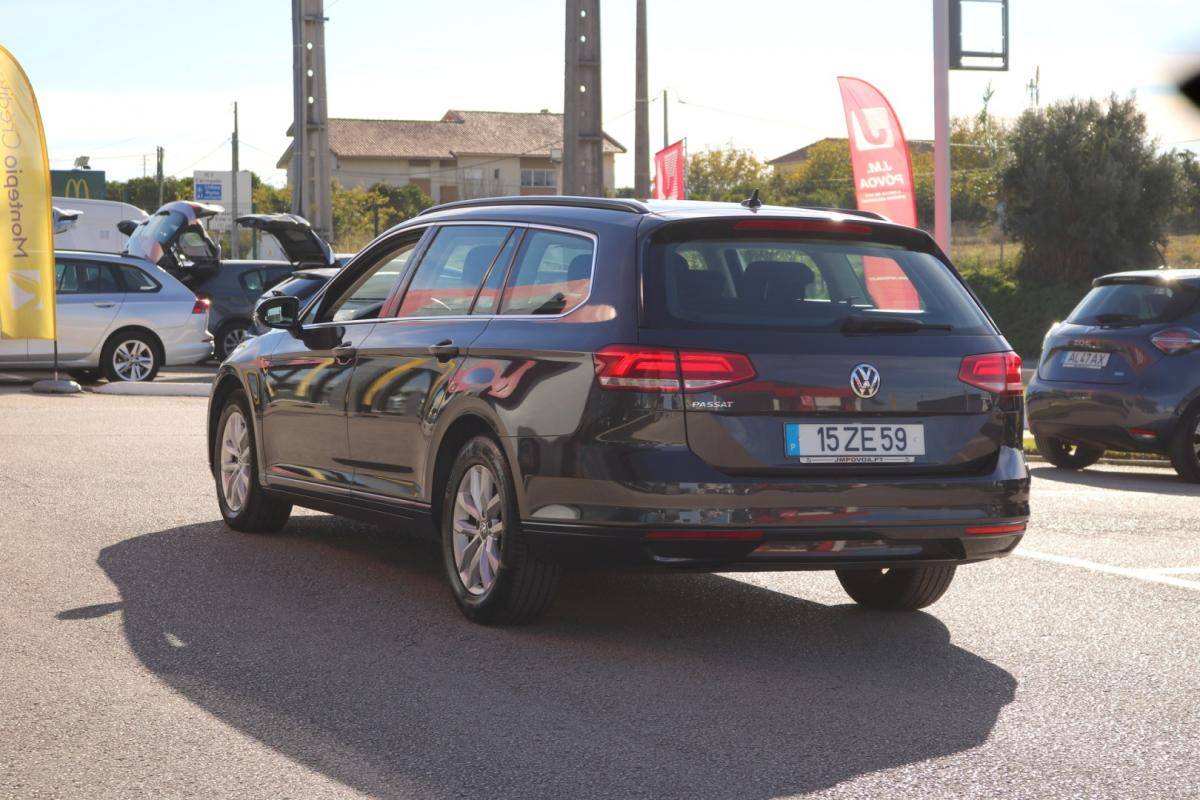 volkswagen-passat-variant-2019-diesel-2000cc