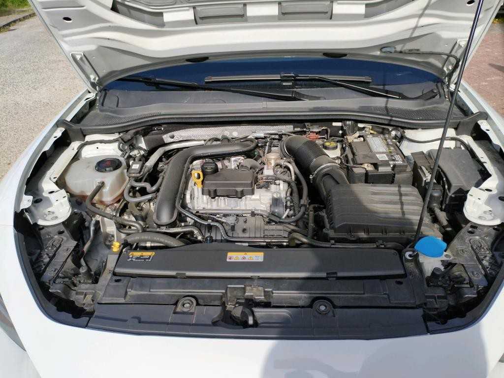 seat-leon-2021-gasolina-1000cc
